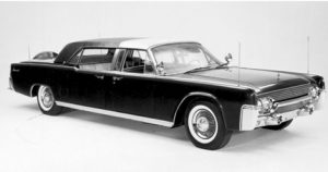 1961lincoln_preslimo