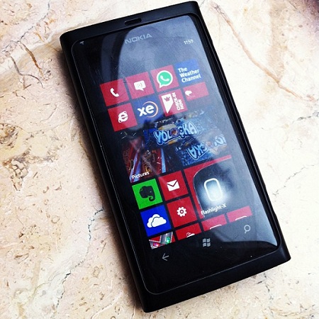nokia-lumia-800-78